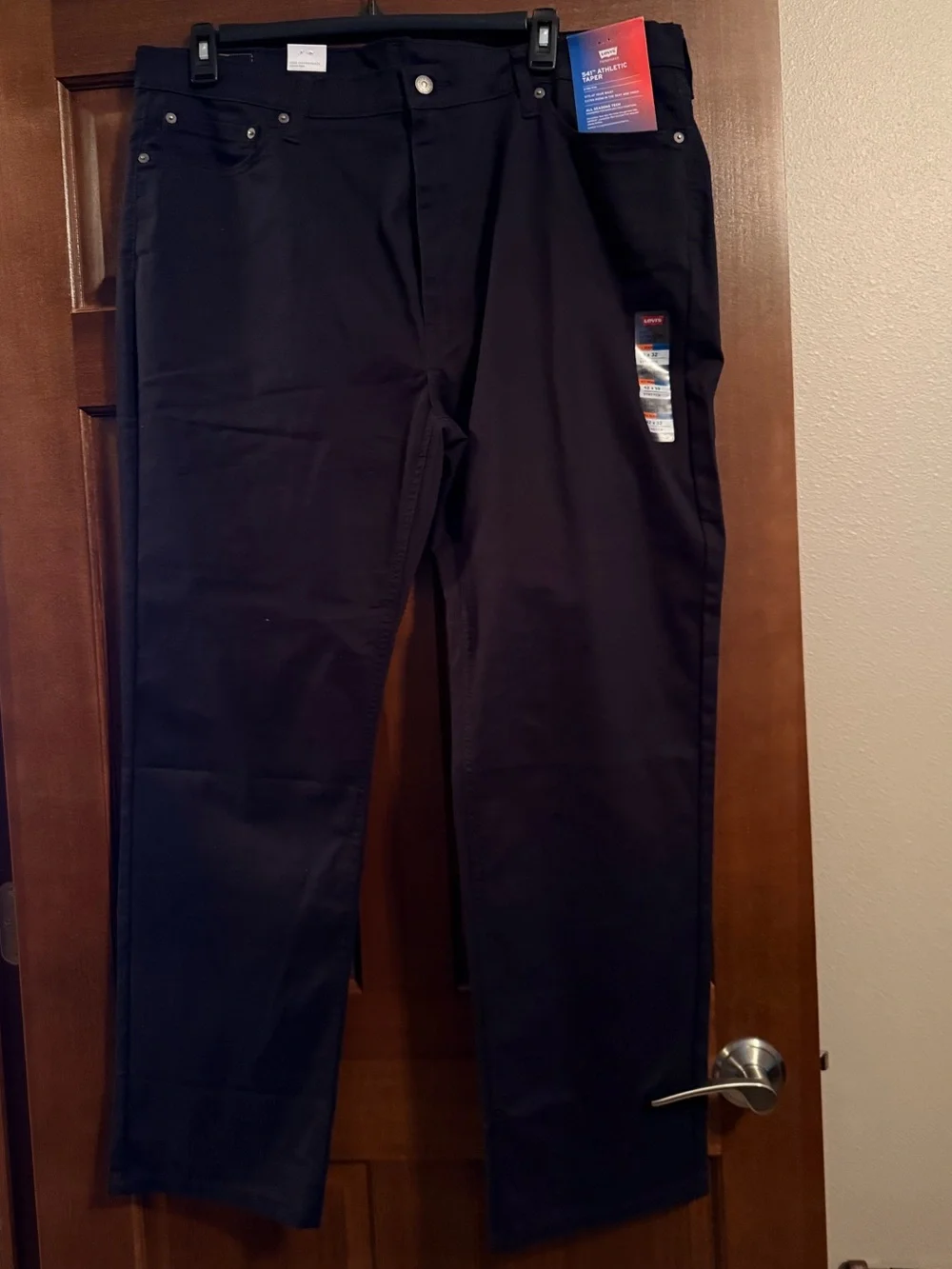 Men’s Levi's 541 Athletic Taper Jeans 42/32